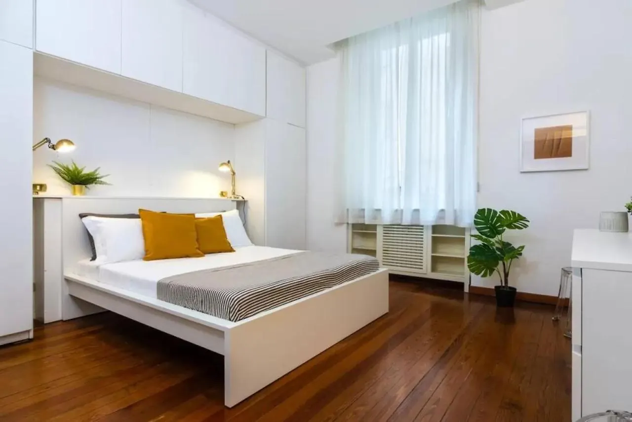 Revere 18 Apartment Milan